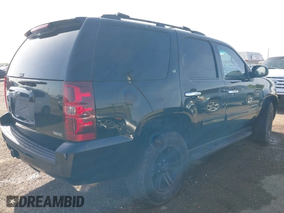2011 Chevrolet Tahoe LT z VIN 1GNSCBE01BR160656, wystawiony jako IAAI lot #41822149 z przebiegiem 248 195 mil mil oraz . Historia ofert i sprzedaży dostępna na DreamBid. Obrazek 4.