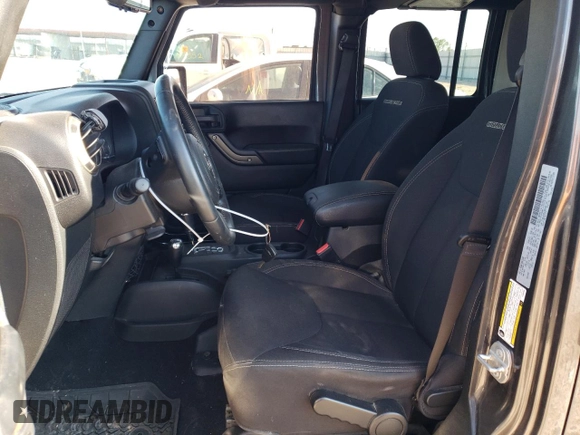 2018 Jeep Wrangler JK Unlimited Sport with VIN 1C4BJWDG8JL885080, listed as a Copart auction lot 70448894 with 26,801 mi miles and Salvage Title. Bid and sale history available at carsss.com. Image 7.