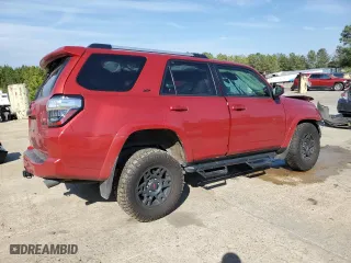 2022 Toyota 4Runner SR5 with VIN JTEEU5JR7N5255884, listed as a Copart auction lot 46951615 with 85,727 mi miles and Salvage Title. Bid and sale history available at carsss.com. Image 3.