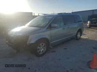 2009 Chrysler Town & Country Touring with VIN 2A8HR54129R637766, listed as a Copart auction lot 48561705 with 53,706 mi miles and Salvage Title. Bid and sale history available at DreamBid. Image 1.