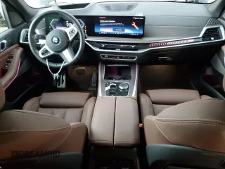 2024 BMW X5 sDrive40i with VIN 5UX13EU04R9T91552, listed as a Copart auction lot 55486545 with 12,995 mi miles and Salvage title. Bid and sale history available at DreamBid. Image 8.