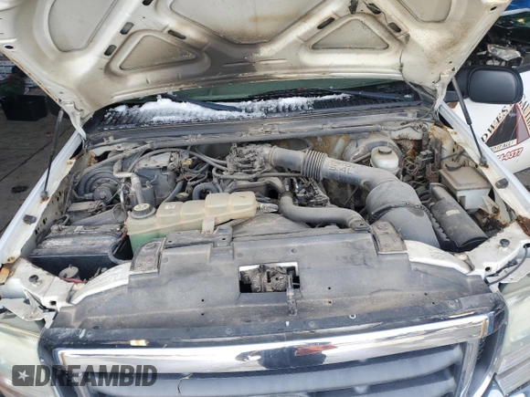 2004 Ford F-250 XL с VIN 1FTNF21L94EC06130, выставлен на аукционе Copart как лот 46876595 с пробегом 291 066 миль миль и На запчасти • Non repairable. История ставок и продаж доступна на DreamBid. Изображение 11.