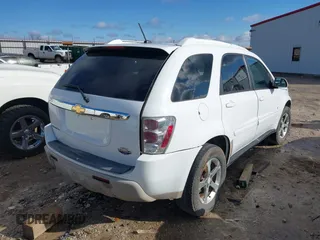 2007 Chevrolet Equinox LT with VIN 2CNDL73F676081147, listed as a IAAI auction lot 41712197 with 204,029 mi miles. Bid and sale history available at carsss.com. Image 4.