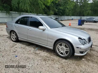 2002 Mercedes-Benz C z VIN WDBRF65J32F157367, wystawiony jako Copart lot #59039565 z przebiegiem 171 931 mil mil oraz Czysty tytuł • Clean title. Historia ofert i sprzedaży dostępna na DreamBid. Obrazek 4.