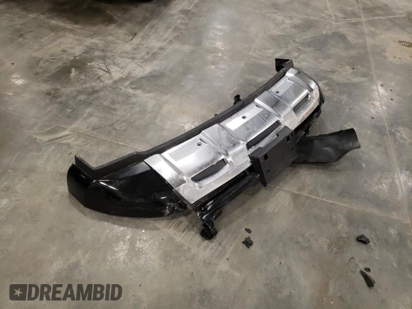 2023 Jeep Wagoneer Series III с VIN 1C4SJSDP0PS503082, выставлен на аукционе Copart как лот 77155824 с пробегом 21 774 миль миль и Списание • Salvage title. История ставок и продаж доступна на DreamBid. Изображение 13.
