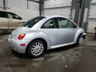 2004 Volkswagen New Beetle Coupe GLS with VIN 3VWCK31C14M417578, listed as a Copart auction lot 66537524 with 87,509 mi miles and Salvage Title. Bid and sale history available at carsss.com. Image 3.