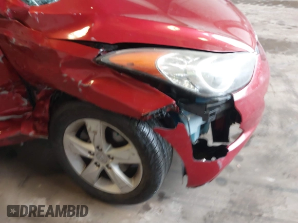 2011 Hyundai Elantra Limited z VIN KMHDH4AE7BU098771, wystawiony jako IAAI lot #41681747 z przebiegiem 69 455 mil mil oraz . Historia ofert i sprzedaży dostępna na DreamBid. Obrazek 6.