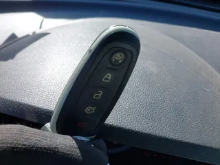 2012 Ford Explorer Limited с VIN 1FMHK7F80CGA82743, выставлен на аукционе IAAI как лот 42093796 с пробегом 156 622 миль миль и . История ставок и продаж доступна на DreamBid. Изображение 11.