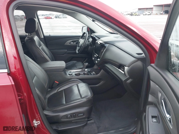 2020 Chevrolet Traverse LT Leather with VIN 1GNEVHKW7LJ194099, listed as a IAAI auction lot 41297983 with 118,475 mi miles. Bid and sale history available at carsss.com. Image 5.