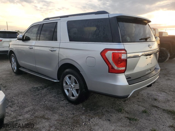 2018 Ford Expedition Max XLT with VIN 1FMJK1HT6JEA40392, listed as a Copart auction lot 74377674 with NaN miles and Non Repairable. Bid and sale history available at carsss.com. Image 2.