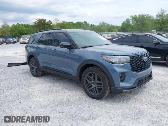 2025 Ford Explorer ST-Line with VIN 1FMUK7KH4SGB02804, listed as a IAAI auction lot 42043801 with 3,672 mi miles and . Bid and sale history available at DreamBid. Image 1.