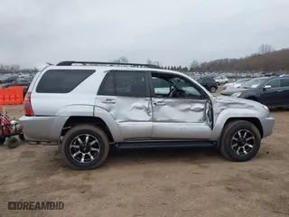 2005 Toyota 4Runner SR5 with VIN JTEBU14R050059290, listed as a IAAI auction lot 41906095 with 194,788 mi miles. Bid and sale history available at carsss.com. Image 13.