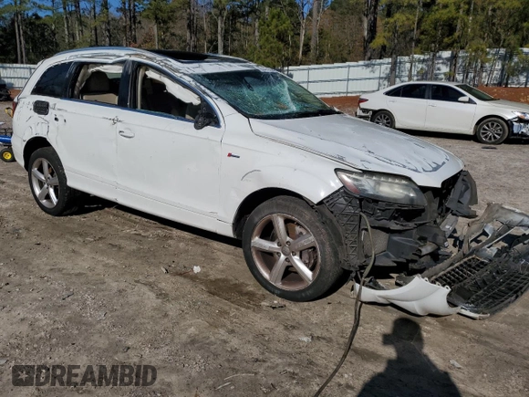 2012 Audi Q7 3.0T S line with VIN WA1DGAFE2CD001843, listed as a Copart auction lot 83476184 with 0 mi miles and Salvage Title. Bid and sale history available at carsss.com. Image 4.