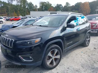 2019 Jeep Cherokee Limited with VIN 1C4PJMDX2KD235618, listed as a IAAI auction lot 40672263 with 82,117 mi miles and . Bid and sale history available at carsss.com. Image 17.