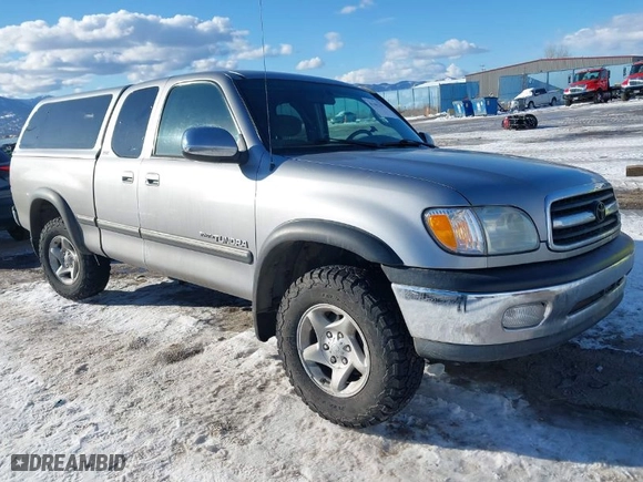 2002 Toyota Tundra SR5 with VIN 5TBBT44192S225410, listed as a IAAI auction lot 41402257 with 218,842 mi miles. Bid and sale history available at carsss.com. Image 1.