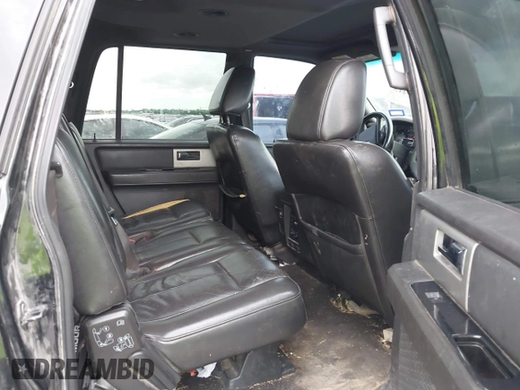 2011 Ford Expedition EL Limited with VIN 1FMJK2A5XBEF07297, listed as a IAAI auction lot 42095215 with 250,179 mi miles. Bid and sale history available at carsss.com. Image 8.