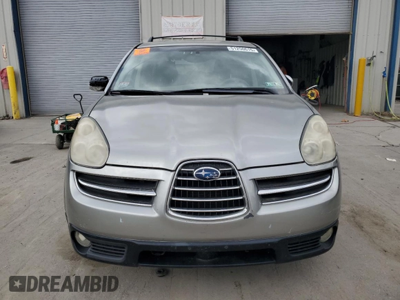 2006 Subaru Tribeca 5-Pass z VIN 4S4WX82C864420937, wystawiony jako Copart lot #51250615 z przebiegiem 157 716 mil mil oraz Czysty tytuł • Clean title. Historia ofert i sprzedaży dostępna na DreamBid. Obrazek 5.