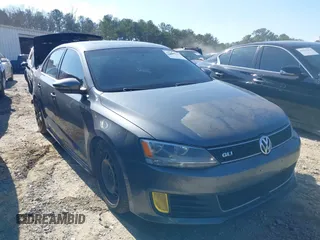2012 Volkswagen Jetta GLI Autobahn with VIN 3VW5A7AJ5CM421052, listed as a IAAI auction lot 41311213 with 195,926 mi miles and . Bid and sale history available at DreamBid. Image 1.