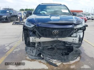 2022 Toyota Highlander XSE z VIN 5TDLZRAHXNS132750, wystawiony jako IAAI lot #42041166 z przebiegiem 39 793 mil mil oraz . Historia ofert i sprzedaży dostępna na DreamBid. Obrazek 13.
