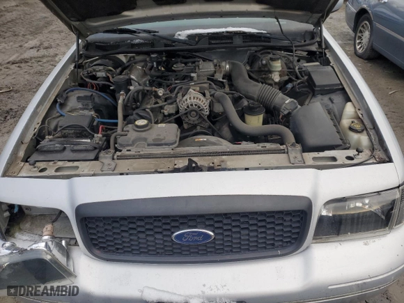 2002 Ford Crown Victoria Police Pkg Police Interceptor with VIN 2FAFP71W52X157860, listed as a Copart auction lot 42335115 with 175,053 mi miles and Salvage Title. Bid and sale history available at carsss.com. Image 11.