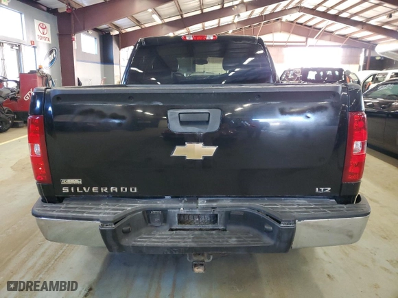 2011 Chevrolet Silverado 1500 LTZ with VIN 3GCPKTE20BG250390, listed as a Copart auction lot 43953875 with 160,214 mi miles and Clean Title. Bid and sale history available at carsss.com. Image 6.
