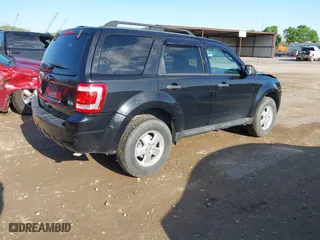 2011 Ford Escape XLT with VIN 1FMCU9DG3BKB52175, listed as a IAAI auction lot 41961760 with 68,057 mi miles. Bid and sale history available at carsss.com. Image 4.