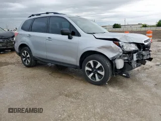 2018 Subaru Forester z VIN JF2SJABC6JH531663, wystawiony jako Copart lot #55807535 z przebiegiem 129 692 mil mil oraz Szkoda całkowita • Salvage title. Historia ofert i sprzedaży dostępna na DreamBid. Obrazek 4.