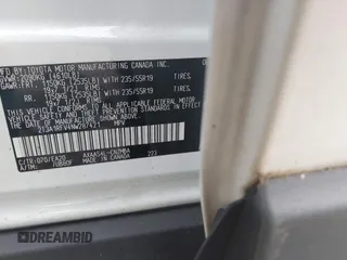 2022 Toyota RAV4 XLE Premium z VIN 2T3A1RFV4NW287421, wystawiony jako IAAI lot #42602371 z przebiegiem 59 294 mil mil oraz . Historia ofert i sprzedaży dostępna na DreamBid. Obrazek 9.