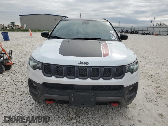 2023 Jeep Compass Trailhawk with VIN 3C4NJDDN2PT570613, listed as a Copart auction lot 53296045 with 14,978 mi miles and Salvage title. Bid and sale history available at DreamBid. Image 5.