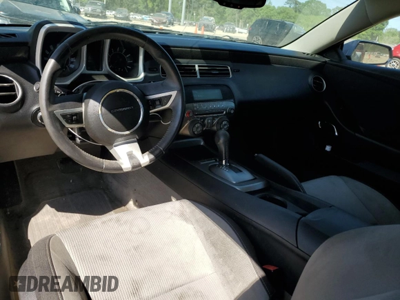 2011 Chevrolet Camaro 1LT z VIN 2G1FB1ED9B9130530, wystawiony jako Copart lot #52991295 z przebiegiem 166 222 mil mil oraz Szkoda całkowita • Salvage title. Historia ofert i sprzedaży dostępna na DreamBid. Obrazek 8.