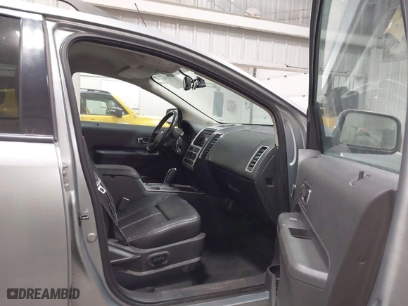 2007 Ford Edge SEL with VIN 2FMDK48C67BB66867, listed as a IAAI auction lot 41721906 with 174,780 mi miles. Bid and sale history available at carsss.com. Image 5.