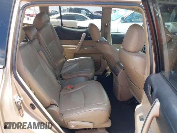2011 Toyota Highlander z VIN 5TDBK3EH2BS042799, wystawiony jako IAAI lot #39900598 z przebiegiem 232 331 mil mil oraz . Historia ofert i sprzedaży dostępna na DreamBid. Obrazek 8.
