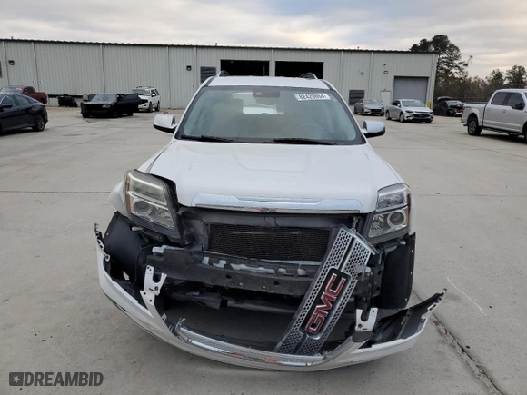 2017 GMC Terrain Denali with VIN 2GKFLVE30H6324848, listed as a Copart auction lot 82420864 with 106,091 mi miles and Salvage Title. Bid and sale history available at carsss.com. Image 5.