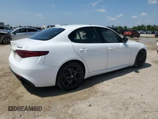 2020 Alfa Romeo Giulia Ti Sport с VIN ZARFAMBN1L7636628, выставлен на аукционе Copart как лот 56220145 с пробегом 59 768 миль миль и Списание • Salvage title. История ставок и продаж доступна на DreamBid. Изображение 3.