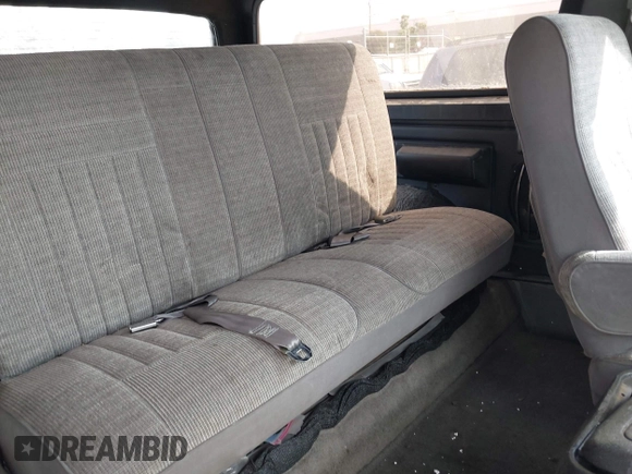 1988 Ford Bronco Eddie Bauer with VIN 1FMEU15N3JLA98943, listed as a IAAI auction lot 42771847 with 41,662 mi miles and . Bid and sale history available at DreamBid. Image 8.
