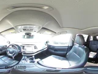 2019 Toyota Highlander SE with VIN 5TDJZRFH5KS602615, listed as a Copart auction lot 61910975 with 75,510 mi miles and Salvage title. Bid and sale history available at DreamBid. Image 14.