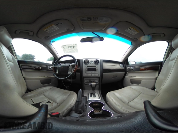 2008 Lincoln MKZ z VIN 3LNHM26TX8R625632, wystawiony jako IAAI lot #41905293 z przebiegiem 205 485 mil mil oraz . Historia ofert i sprzedaży dostępna na DreamBid. Obrazek 24.