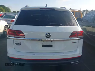 2021 Volkswagen Atlas SE with VIN 1V2HR2CA8MC575779, listed as a IAAI auction lot 42542070 with 84,849 mi miles and . Bid and sale history available at DreamBid. Image 15.