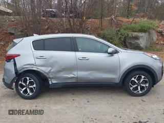 2022 Kia Sportage LX with VIN KNDPMCAC9N7954564, listed as a IAAI auction lot 41892686 with 37,624 mi miles and . Bid and sale history available at carsss.com. Image 13.