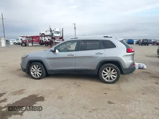 2014 Jeep Cherokee Limited with VIN 1C4PJLDB2EW160202, listed as a IAAI auction lot 41031874 with 168,181 mi miles. Bid and sale history available at carsss.com. Image 13.