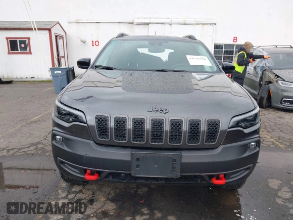 2022 Jeep Cherokee Trailhawk with VIN 1C4PJMBX6ND505196, listed as a IAAI auction lot 41536316 with 9,976 mi miles. Bid and sale history available at carsss.com. Image 12.