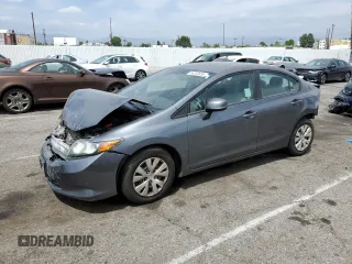 2012 Honda Civic LX z VIN 19XFB2F56CE390987, wystawiony jako Copart lot #56753635 z przebiegiem 81 832 mil mil oraz Szkoda całkowita • Salvage title. Historia ofert i sprzedaży dostępna na DreamBid. Obrazek 1.