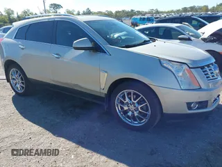 2013 Cadillac SRX Performance Collection with VIN 3GYFNDE39DS654591, listed as a IAAI auction lot 41855098 with 114,965 mi miles. Bid and sale history available at carsss.com. Image 1.