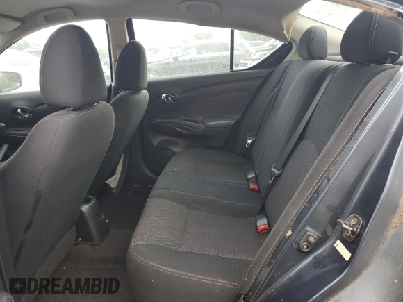 2015 Nissan Versa SV z VIN 3N1CN7AP5FL921373, wystawiony jako Copart lot #58511895 z przebiegiem 174 313 mil mil oraz Czysty tytuł • Clean title. Historia ofert i sprzedaży dostępna na DreamBid. Obrazek 10.