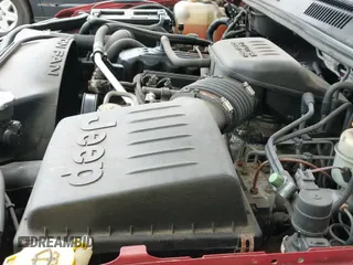 2003 Jeep Grand Cherokee Laredo z VIN 1J4GW48S33C603970, wystawiony jako IAAI lot #43552601 z przebiegiem 102 469 mil mil oraz . Historia ofert i sprzedaży dostępna na DreamBid. Obrazek 14.