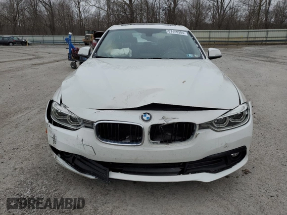 2018 BMW 3 Series 320i xDrive with VIN WBA8A3C55JA494888, listed as a Copart auction lot 87459204 with 86,876 mi miles and Salvage title. Bid and sale history available at DreamBid. Image 5.