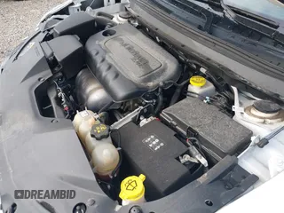 2019 Jeep Cherokee Limited with VIN 1C4PJLDB9KD469835, listed as a IAAI auction lot 41950965 with 80,576 mi miles. Bid and sale history available at carsss.com. Image 10.