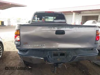 2000 Toyota Tundra SR5 with VIN 5TBRN3415YS049029, listed as a IAAI auction lot 41731441 with 202,100 mi miles and . Bid and sale history available at DreamBid. Image 6.