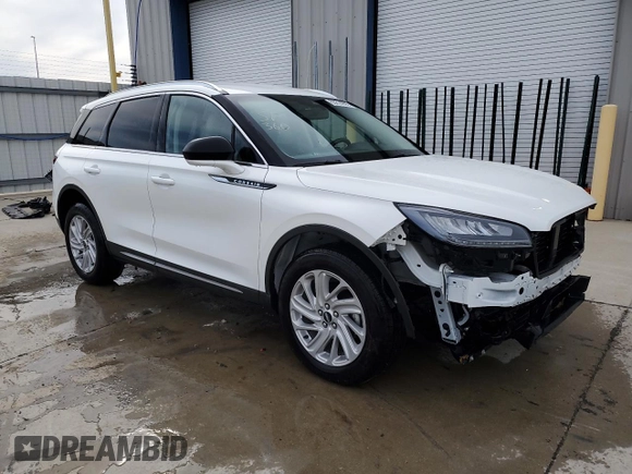 2021 Lincoln Corsair Standard z VIN 5LMCJ1C93MUL15750, wystawiony jako Copart lot #53814995 z przebiegiem 42 643 mil mil oraz Szkoda całkowita • Salvage title. Historia ofert i sprzedaży dostępna na DreamBid. Obrazek 4.