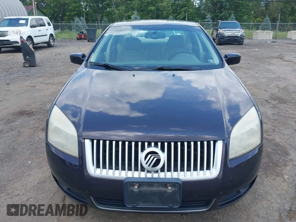 2007 Mercury Milan Premier with VIN 3MEHM02107R613757, listed as a IAAI auction lot 42732989 with 130,400 mi miles and . Bid and sale history available at DreamBid. Image 6.